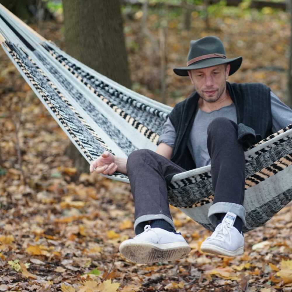 
                  
                    Hamaca Relax Hamaca Artística - Plata y Oro 
                  
                